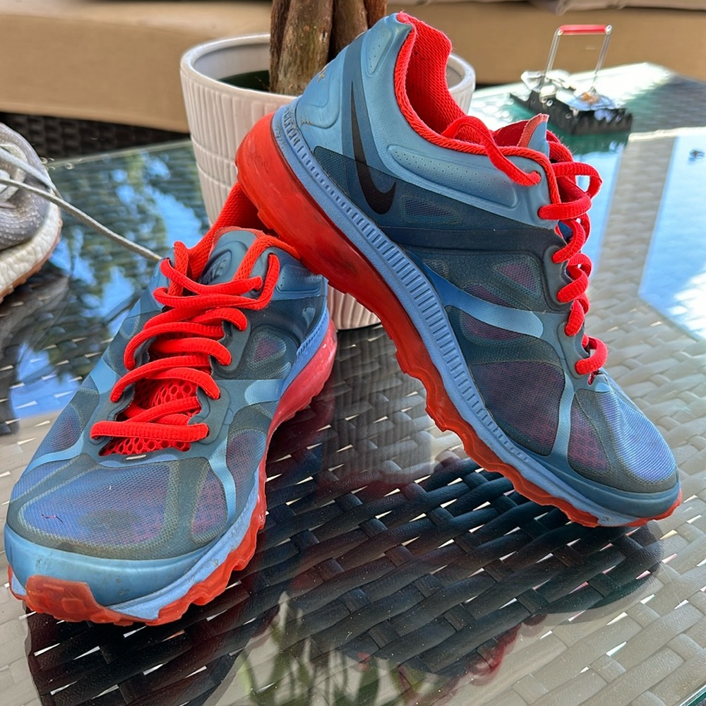 Nike Air Max 2012 (Flame Blue) US 6